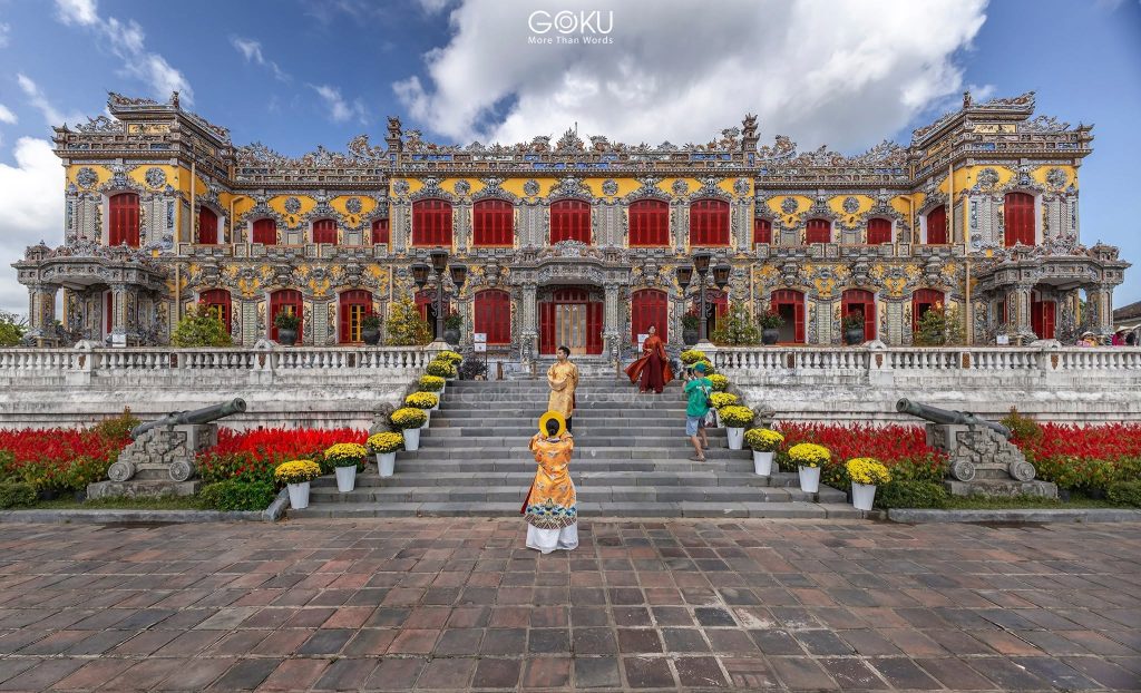 Huế, hai thế giới song song giữa di sản và đô thị hiện đại